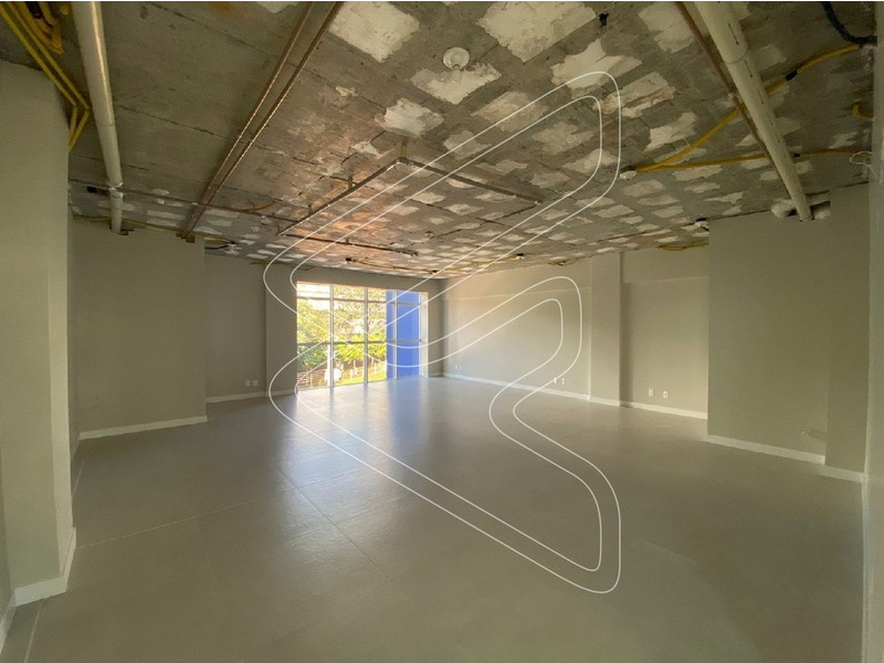 Todos os andares dispõe de copa, DML e banheiros acessíveis. 
Ótima localização, espaço ideal para clínicas médicas e profissionais da área da saúde, edifício com acessibilidade e elevador para maca.