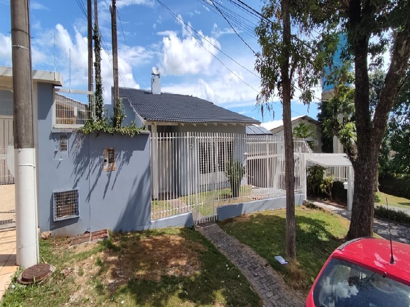 - Suíte com closet;
- Hidromassagem;