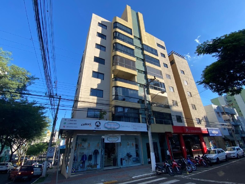 - Suíte master;
- Hidromassagem;
- Ficam todos os móveis sob-medida;