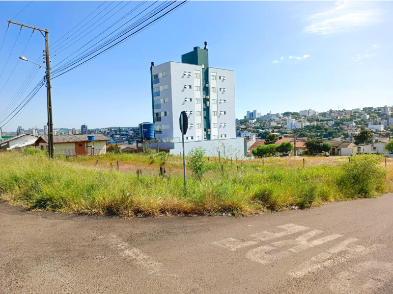 <span style="color: #374151; font-family: Söhne, ui-sans-serif, system-ui, -apple-system, "Segoe UI", Roboto, Ubuntu, Cantarell, "Noto Sans", sans-serif, "Helvetica Neue", Arial, "Apple Color Emoji", "Segoe UI Emoji", "Segoe UI Symbol", "Noto Color Emoji"; font-size: 16px; white-space-collapse: preserve;">Terreno &agrave; venda no bairro Universit&aacute;rio! Este lote espa&ccedil;oso possui 658 m&sup2;, oferecendo uma excelente oportunidade para construir a casa dos seus sonhos ou investir em um local de alto potencial. Localizado em uma regi&atilde;o consolidada, este terreno representa um investimento seguro e estrat&eacute;gico. Aproveite esta chance &uacute;nica e construa seu futuro neste vibrante bairro!</span>