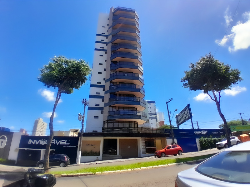 <p style="font-size: 16px; white-space-collapse: preserve; border: 0px solid #d9d9e3; box-sizing: border-box; --tw-border-spacing-x: 0; --tw-border-spacing-y: 0; --tw-translate-x: 0; --tw-translate-y: 0; --tw-rotate: 0; --tw-skew-x: 0; --tw-skew-y: 0; --tw-scale-x: 1; --tw-scale-y: 1; --tw-pan-x: ; --tw-pan-y: ; --tw-pinch-zoom: ; --tw-scroll-snap-strictness: proximity; --tw-gradient-from-position: ; --tw-gradient-via-position: ; --tw-gradient-to-position: ; --tw-ordinal: ; --tw-slashed-zero: ; --tw-numeric-figure: ; --tw-numeric-spacing: ; --tw-numeric-fraction: ; --tw-ring-inset: ; --tw-ring-offset-width: 0px; --tw-ring-offset-color: #fff; --tw-ring-color: rgba(69,89,164,.5); --tw-ring-offset-shadow: 0 0 transparent; --tw-ring-shadow: 0 0 transparent; --tw-shadow: 0 0 transparent; --tw-shadow-colored: 0 0 transparent; --tw-blur: ; --tw-brightness: ; --tw-contrast: ; --tw-grayscale: ; --tw-hue-rotate: ; --tw-invert: ; --tw-saturate: ; --tw-sepia: ; --tw-drop-shadow: ; --tw-backdrop-blur: ; --tw-backdrop-brightness: ; --tw-backdrop-contrast: ; --tw-backdrop-grayscale: ; --tw-backdrop-hue-rotate: ; --tw-backdrop-invert: ; --tw-backdrop-opacity: ; --tw-backdrop-saturate: ; --tw-backdrop-sepia: ; margin: 0px 0px 1.25em; color: #374151; font-family: Söhne, ui-sans-serif, system-ui, -apple-system, "Segoe UI", Roboto, Ubuntu, Cantarell, "Noto Sans", sans-serif, "Helvetica Neue", Arial, "Apple Color Emoji", "Segoe UI Emoji", "Segoe UI Symbol", "Noto Color Emoji";">Apartamento dispon&iacute;vel para loca&ccedil;&atilde;o no cora&ccedil;&atilde;o da cidade, com generosos 200,12 m&sup2; de espa&ccedil;o privativo. Este im&oacute;vel conta com 3 quartos, sendo uma su&iacute;te, proporcionando conforto e privacidade. Al&eacute;m disso, o apartamento &eacute; semi mobiliado, facilitando a mudan&ccedil;a e proporcionando um ambiente pronto para ser desfrutado. A presen&ccedil;a de uma lareira adiciona um toque acolhedor, ideal para momentos relaxantes em fam&iacute;lia ou com amigos. Agende sua visita hoje mesmo!</p>
