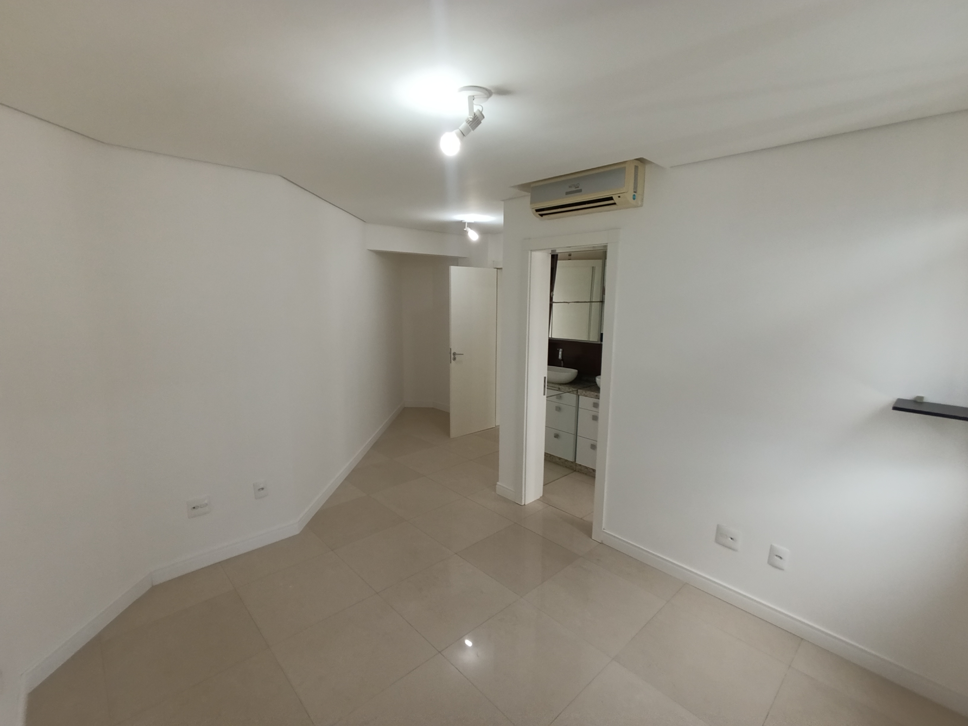 Imagem 13 do imóvel