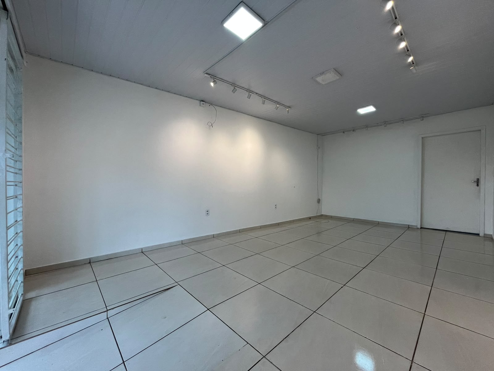 Sala comercial para locação em Universitário, CHAPECÓ - Ref. 38868 - foto 2