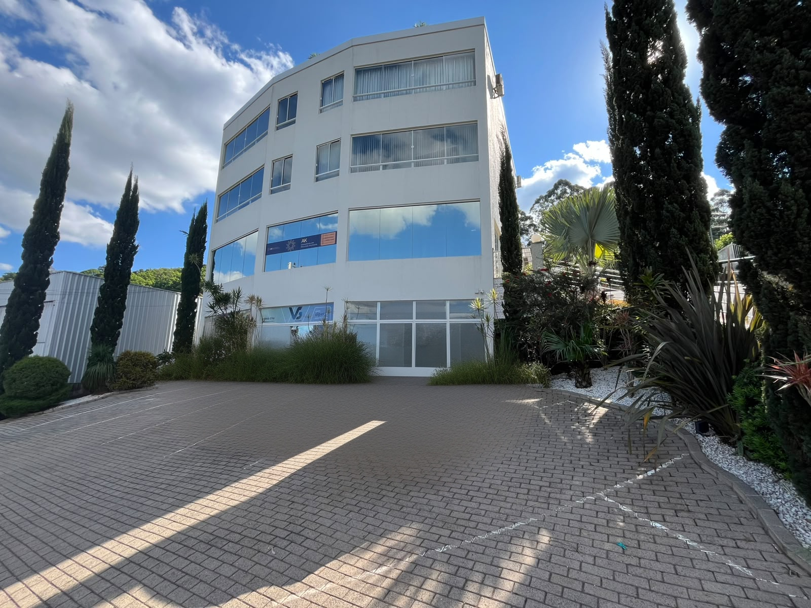 Sala comercial para locação em Ludovico Tozzo, CORDILHEIRA ALTA - Ref. 38924